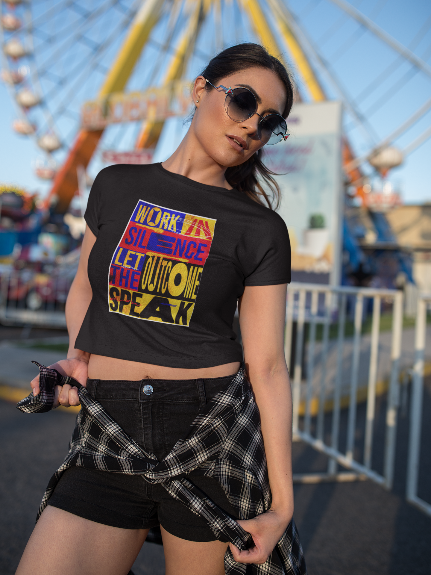 WOMEN HAMMER — Femme Power Retro Tattoo Tee