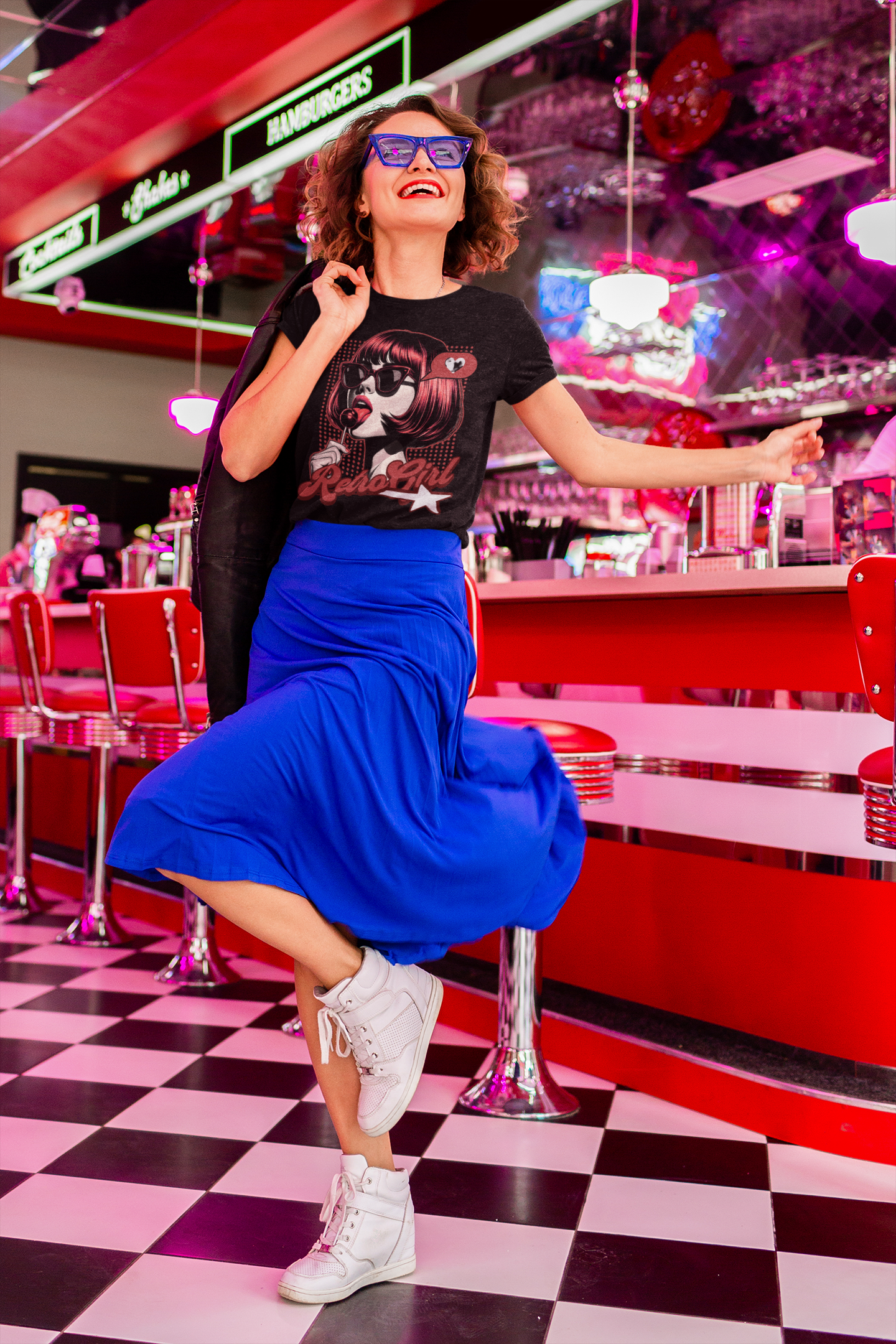 RETRO GIRL — Pop-Art Lollipop Tee