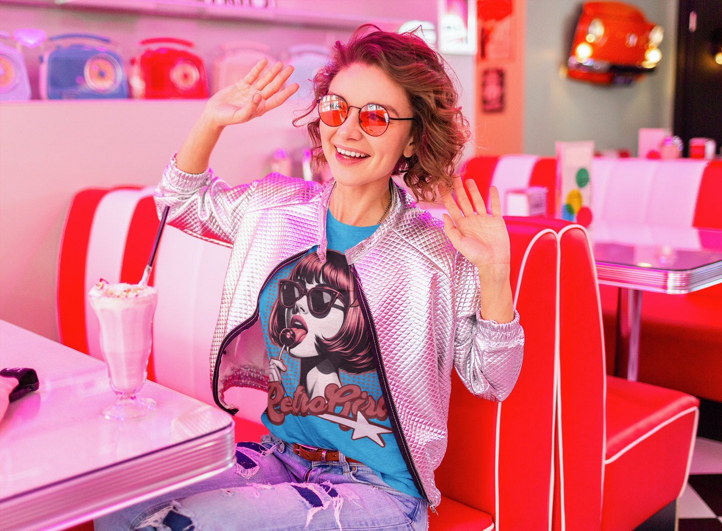 RETRO GIRL — Pop-Art Lollipop Tee