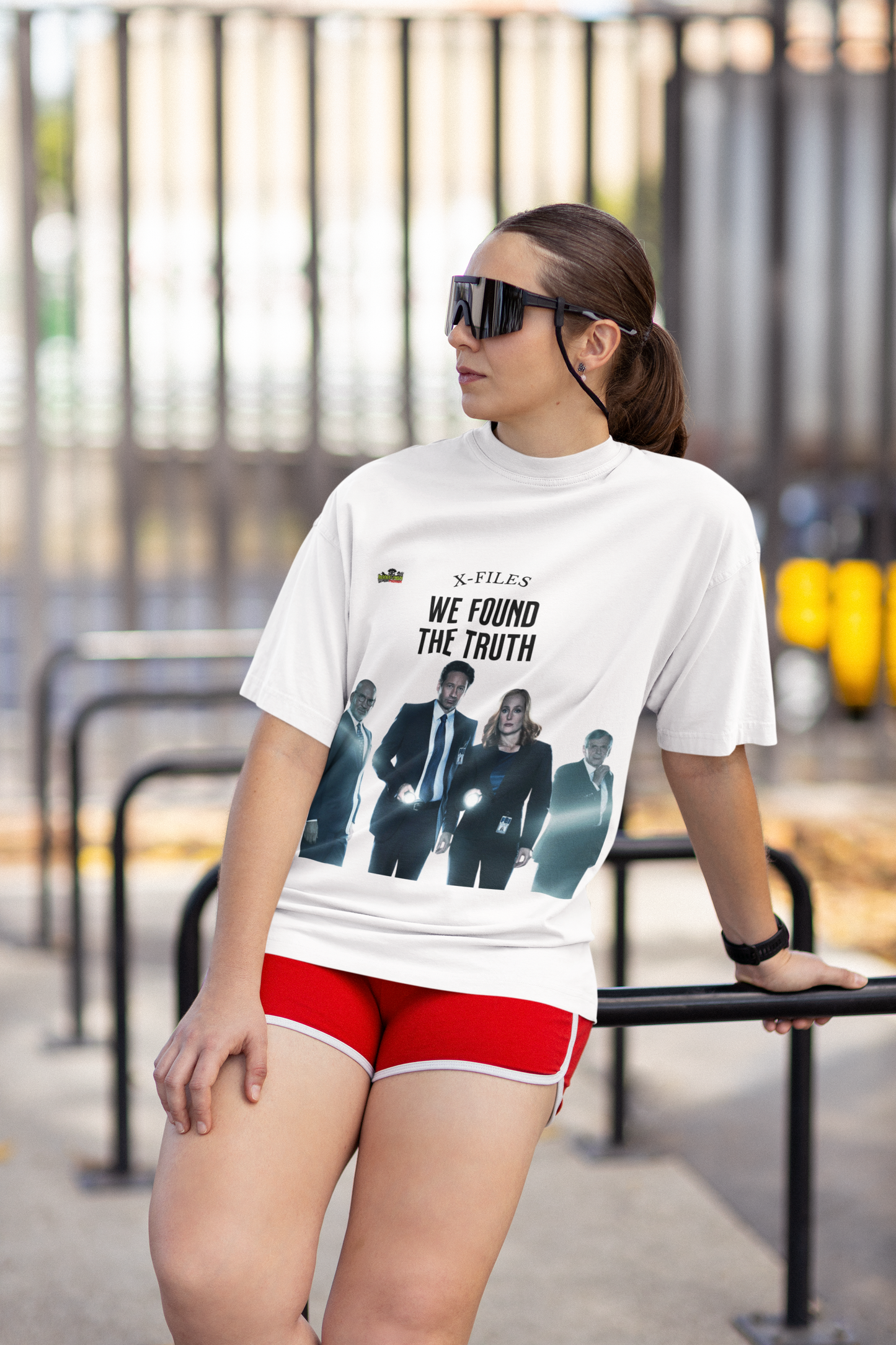 X-Files "We Found The Truth" T-Shirt - Mulder & Scully Cast Tee